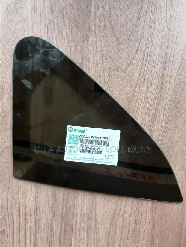 2024 Honda HRV Right Body Glass Available · Photo 1
