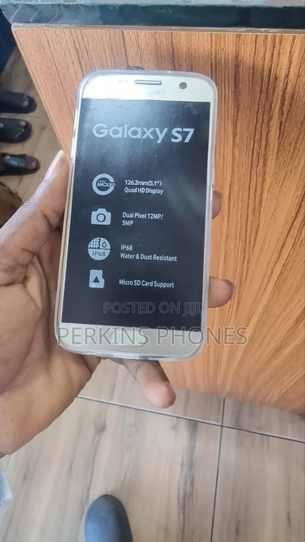 Samsung Galaxy S7 32 GB Gold · Photo 1
