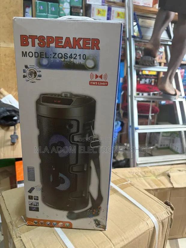 Mini Wireless Bluetooth Portable Speaker · Photo 1