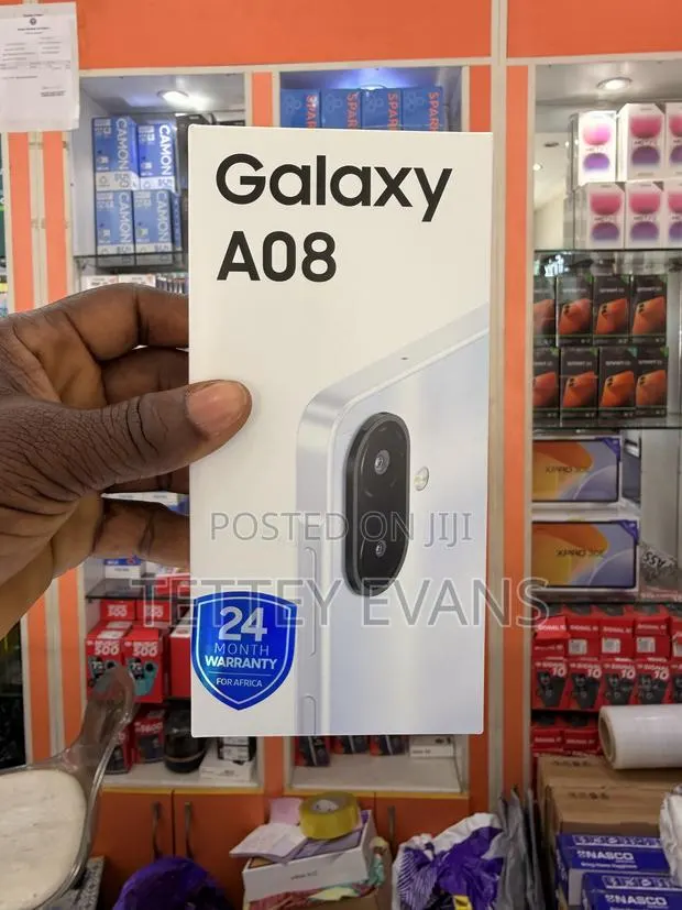 New Samsung Galaxy A08 64 GB Silver · Photo 1