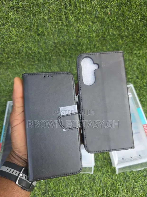 Samsung Galaxy A16/A17/A26/A36/A56/A57 Leather Flip Case · Photo 1