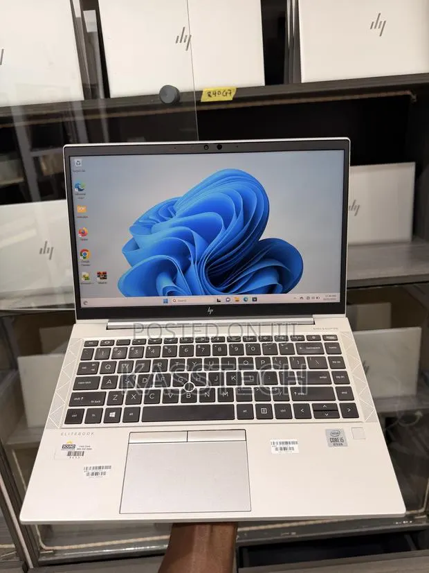 Laptop HP EliteBook 840 G7 16GB Intel Core i5 SSD 256GB · Photo 1