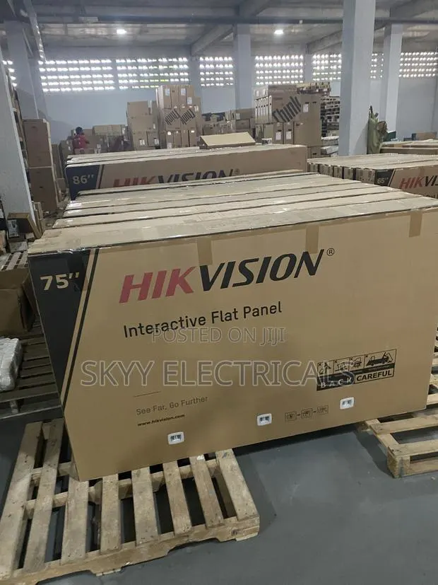Hikvision 75’ Interective Whith Build in Camara · Photo 1
