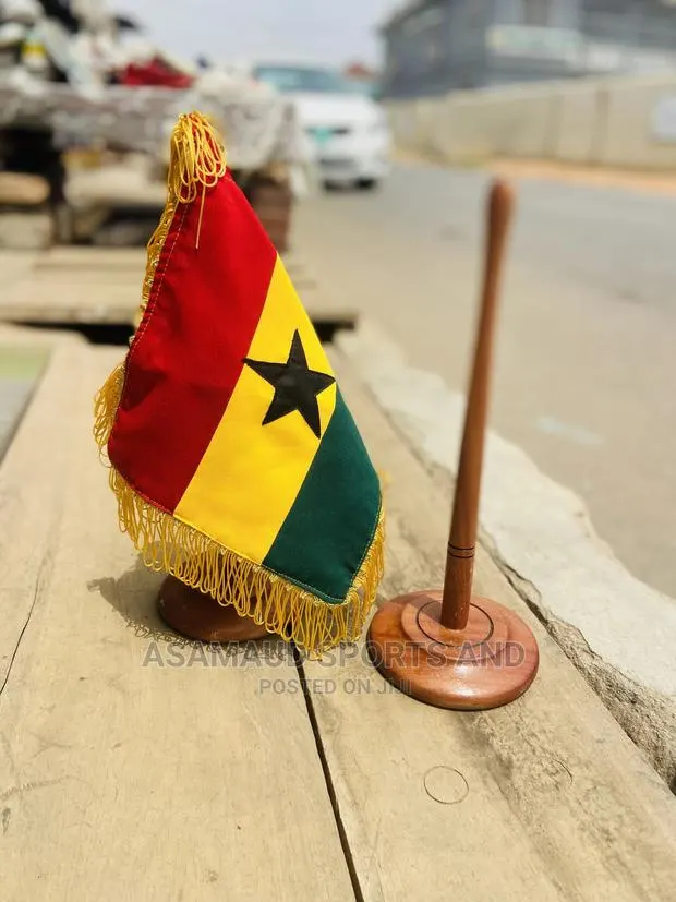 Executive Table Flag Stand at Cool Price · Photo 1