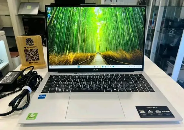 New Laptop Acer Swift 16 16GB Intel Core i5 SSD 512GB · Photo 1