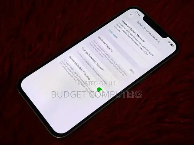 Apple iPhone 12 Pro Max 256 GB Gold · Photo 1