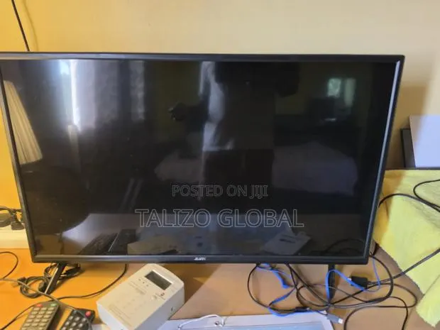 Blutek Hd 32" Smart TV · Photo 1