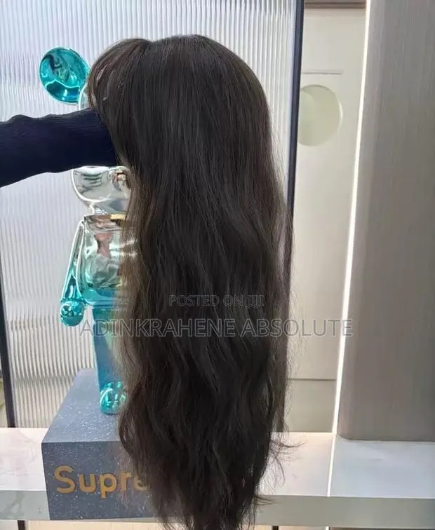 Long Curly Wig – Natural Look Premium Feel, 5*5 Closure · Photo 1