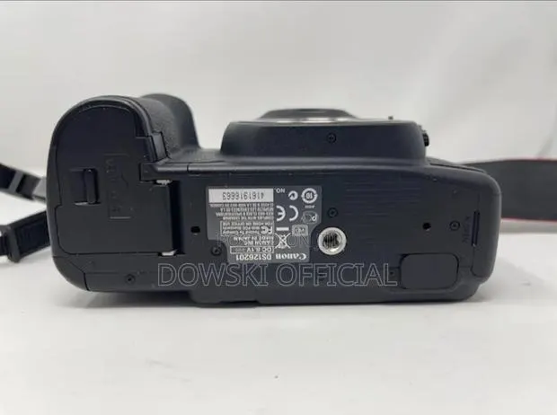 Canon 5d Mark Ii Body Only · Photo 1