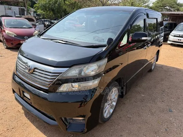 Toyota Vellfire Z 2.4 FWD 8-Seater 2011 Black · Photo 1