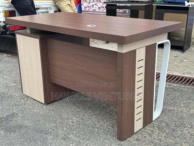 Executive Table · Photo 1
