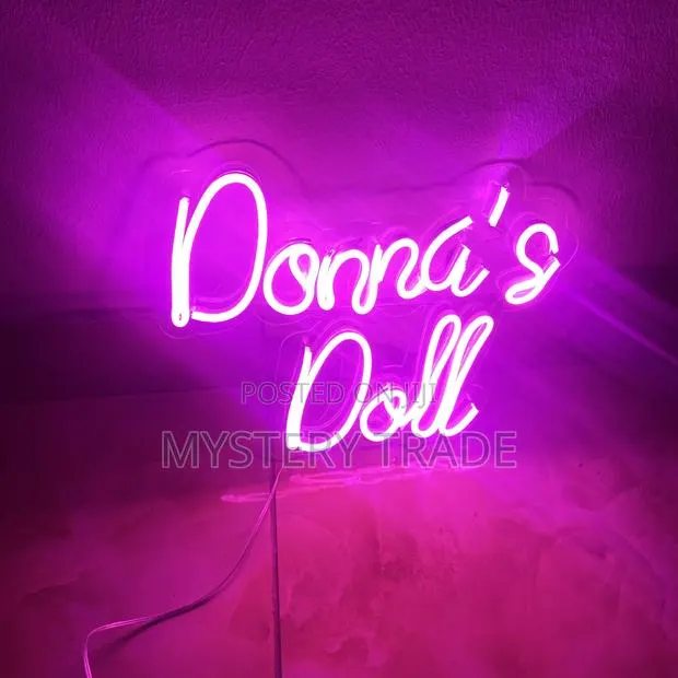 Neon Signage · Photo 1