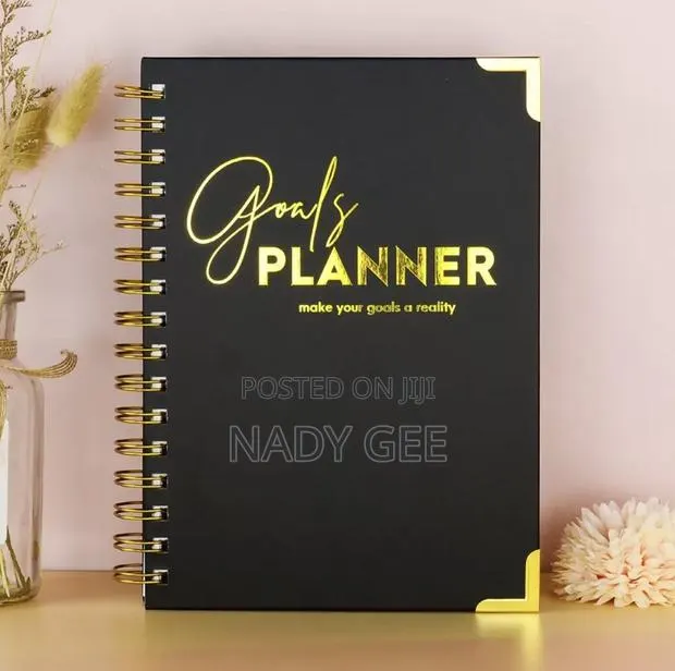 Undated A5 Gial Planner in Black · Photo 1