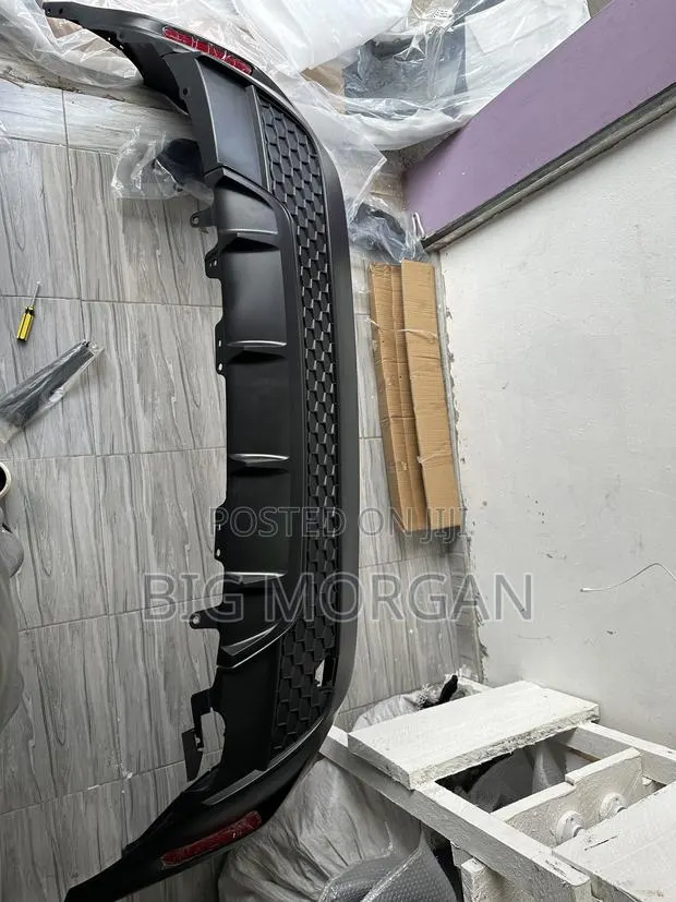 Toyota Corolla 2020 2021 2022 2023 2024 2025 Back Bumper Complete · Photo 1