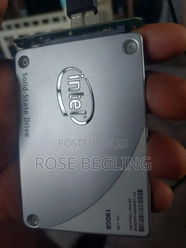 Intel SSD Pro 180GB · Photo 1