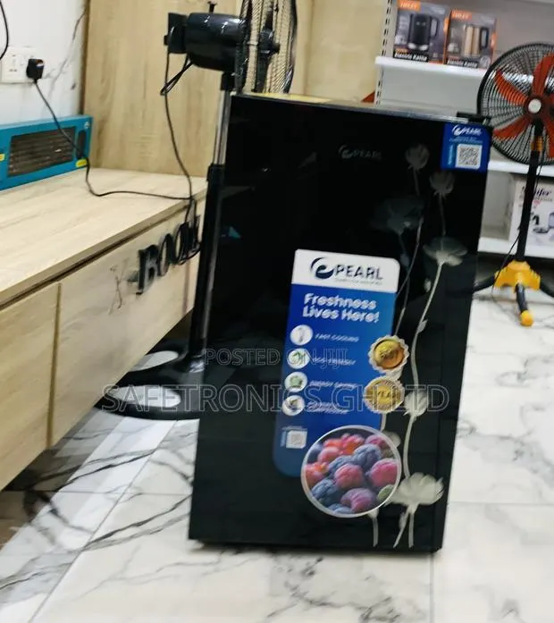 Grab Black Top Mount Pearl Refrigerator 86liters Pf109 · Photo 1
