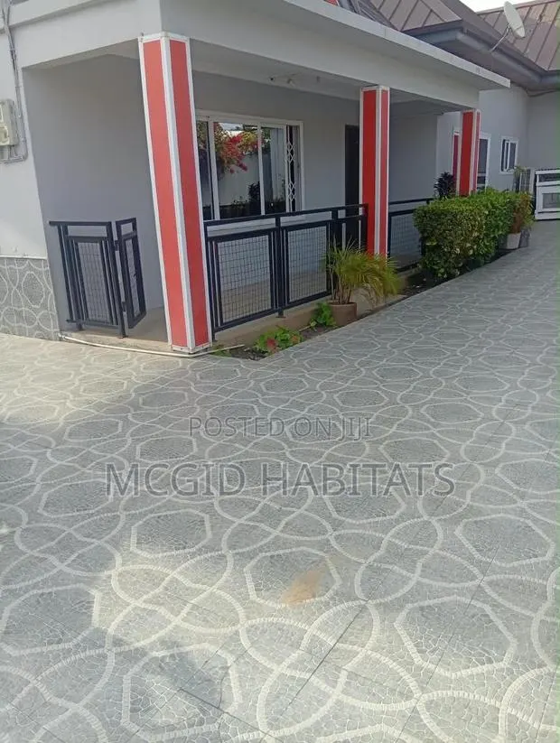Furnished 3bdrm Apartment in Tesano for rent
