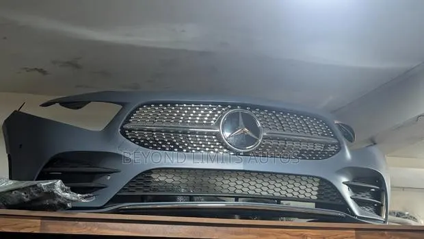 Mercedes Benz a - Class 2018,2019,2020,2021,2022 Complete Front Bumper · Photo 1