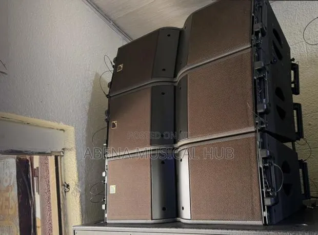 Kara Line Arrays 12 Inches · Photo 1