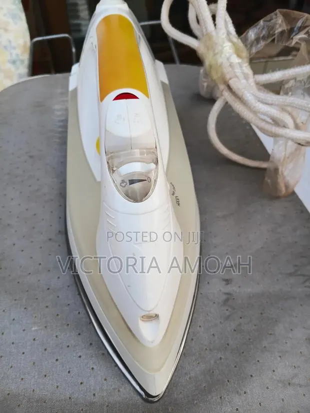 Silvercrest Cordless Steam Iron · Photo 1