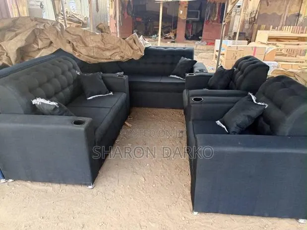 Quality Made Sofa Chairs · Photo 1