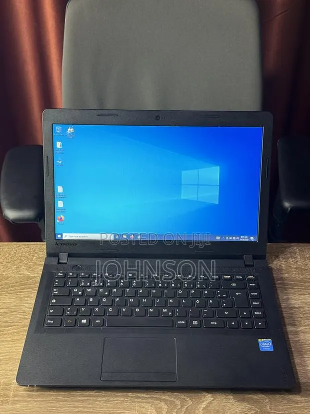 Laptop Lenovo IdeaPad 100 4GB Intel Celeron HDD 500GB · Photo 1