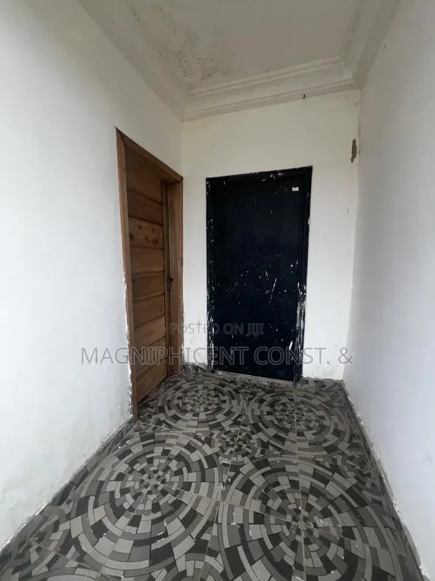 1bdrm Apartment in Lakeside, Ashaley Botwe for rent · Photo 1