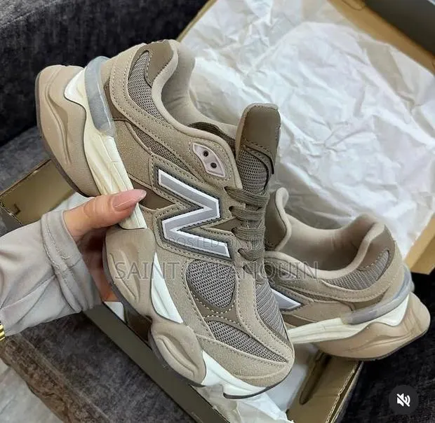 New Balance 9060 · Photo 1