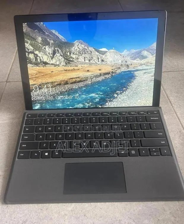 Laptop Microsoft Surface Pro 7 16GB Intel Core i7 SSD 256GB · Photo 1