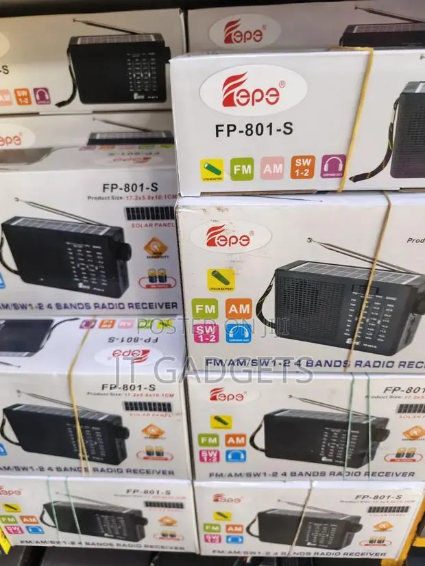 Multi-Band Portable Radio — Music, News & Entertainment Anywhere! · Photo 1