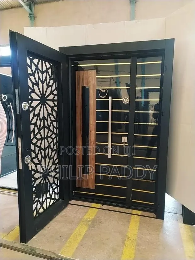 Heavy Door in Door on Sale · Photo 1