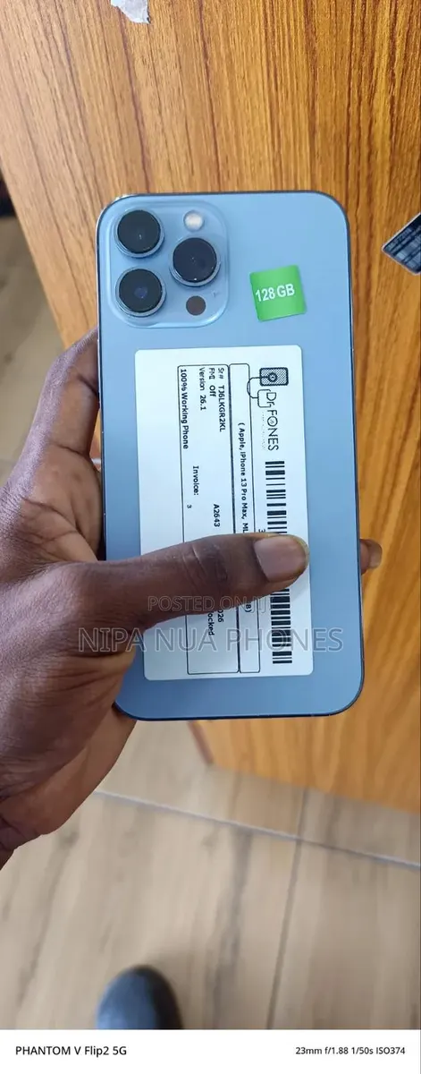 Apple iPhone 13 Pro Max 128 GB Blue · Photo 1