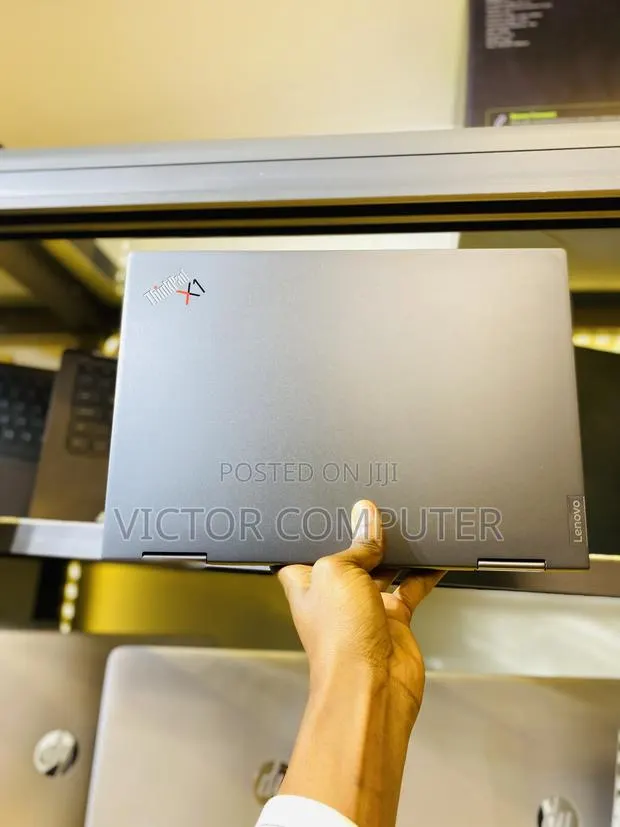 Laptop Lenovo ThinkPad X1 Yoga 16GB Intel Core i5 SSD 512GB · Photo 1