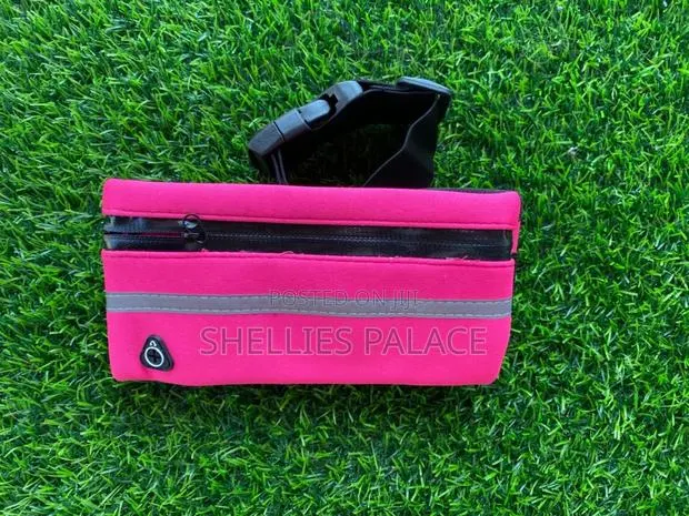 Reflective Running Belt Pouch Fanny Pack Unisex Waterproof · Photo 1