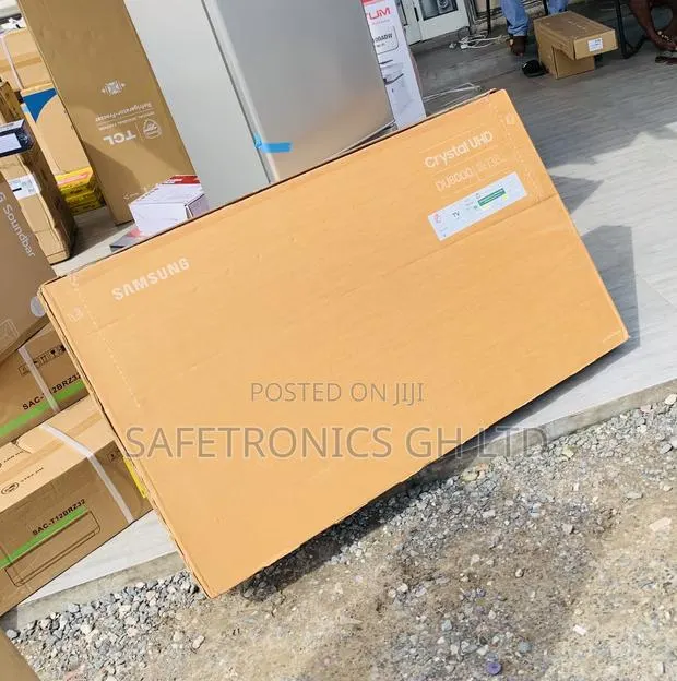 Immersive Display Samsung 55 Inch Smart 4K Qled Q60B Television · Photo 1