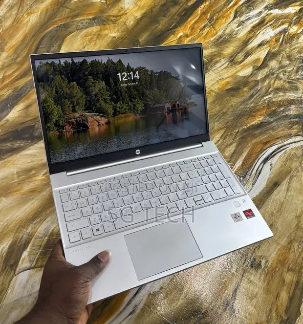 Laptop HP Pavilion 15 8GB AMD SSD 256GB · Photo 1