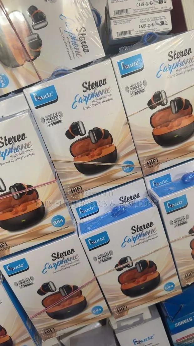 Fsudz Sterer Earphones · Photo 1