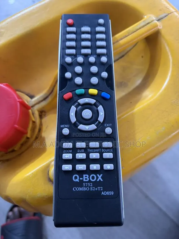 Q-Box Combo S2+t2 Remote for Decoder · Photo 1