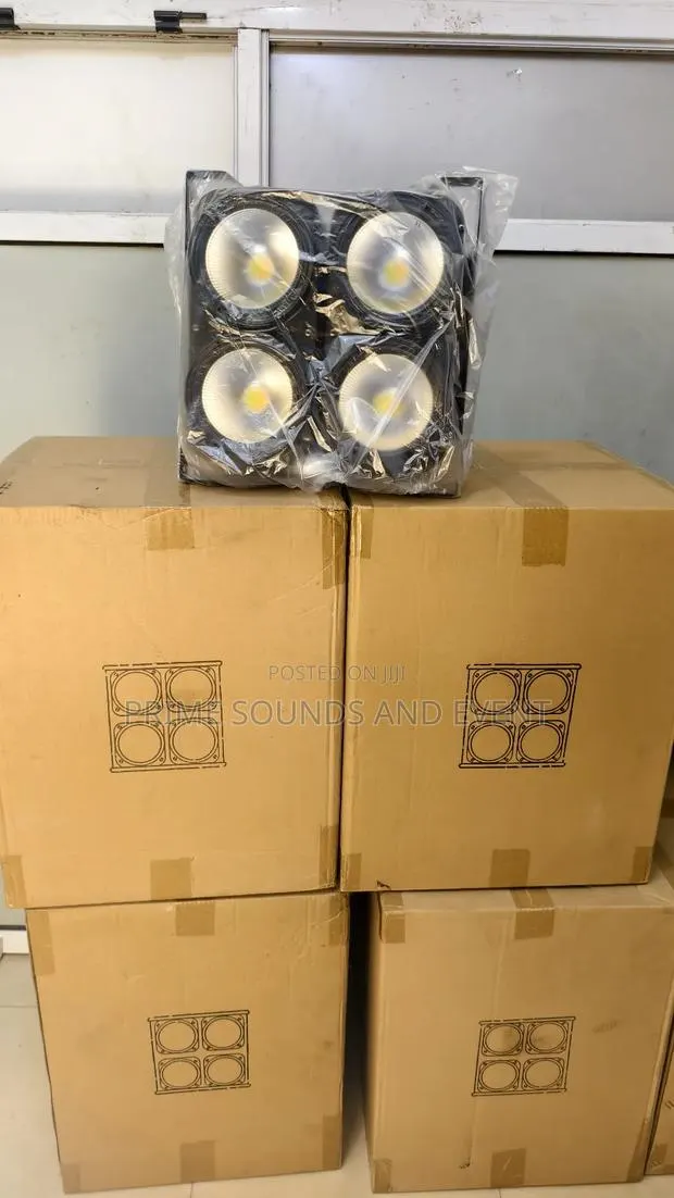 Blinder Stage Lighting · Photo 3