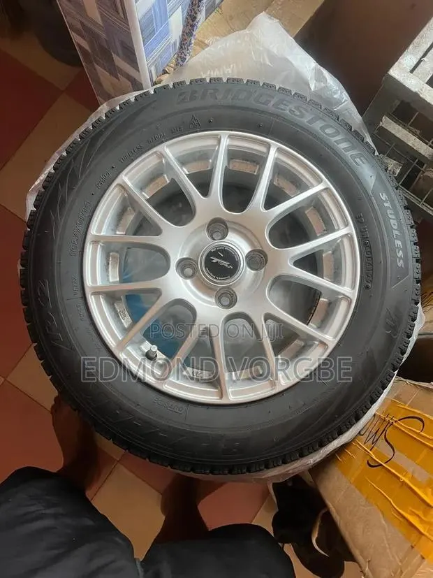 Brand New Alloy Rims With Tires · Photo 1