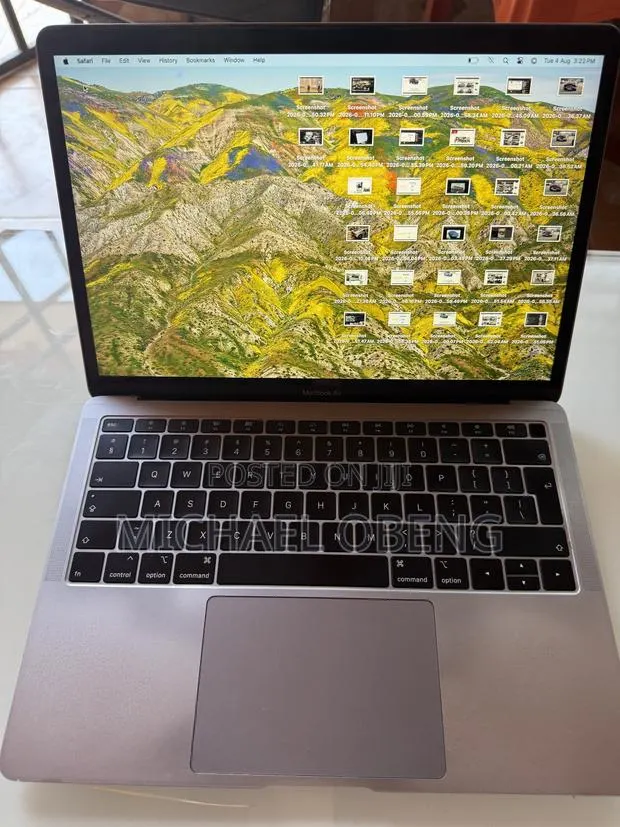 Laptop Apple MacBook Air 2019 8GB Intel Core i5 SSD 128GB · Photo 1