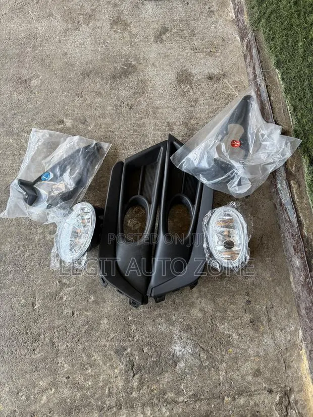 Honda CRV 2017,2018,2019, Fog Light and Cover Sets · Photo 1
