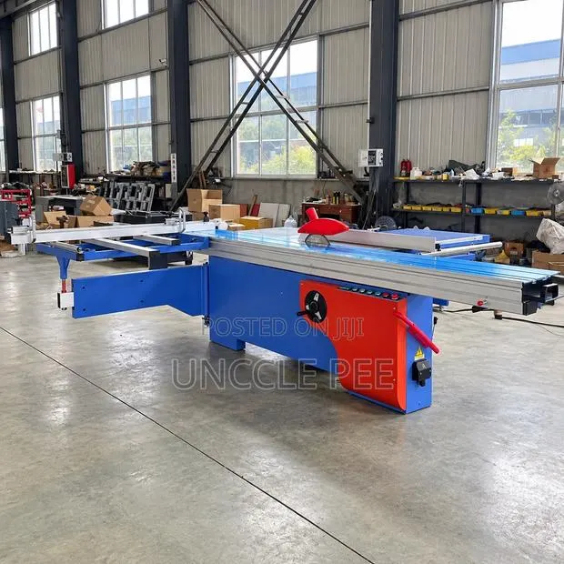 Industrial Precision Wood Cutting Machine (Sliding Table Saw) · Photo 1