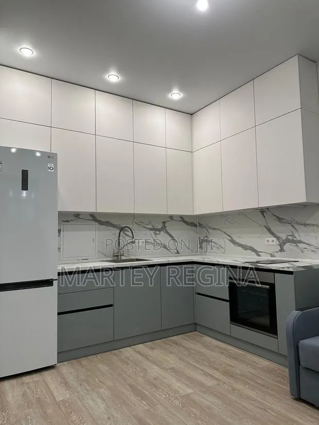 Kitchen Cabinets · Photo 1