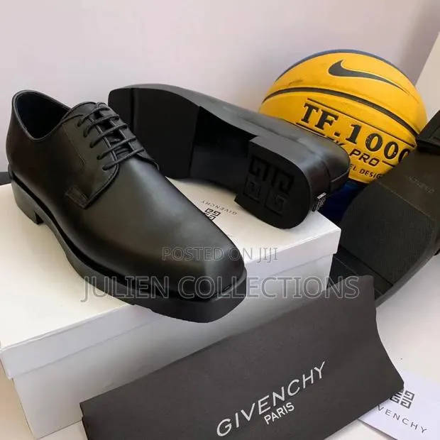 Original Givenchy Leather Shoe Pu Black · Photo 1