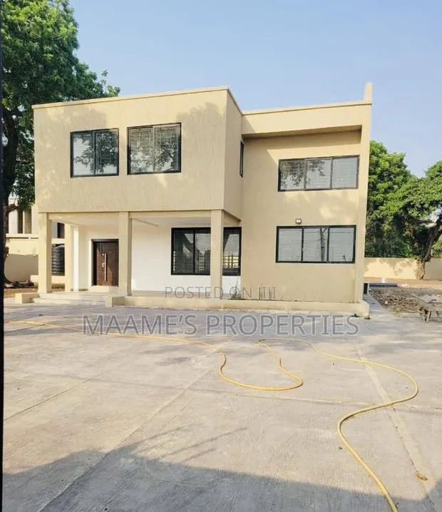 4 Bedrooms With 2 Bedrooms Bq, Cantonments, $6500/Month · Photo 1