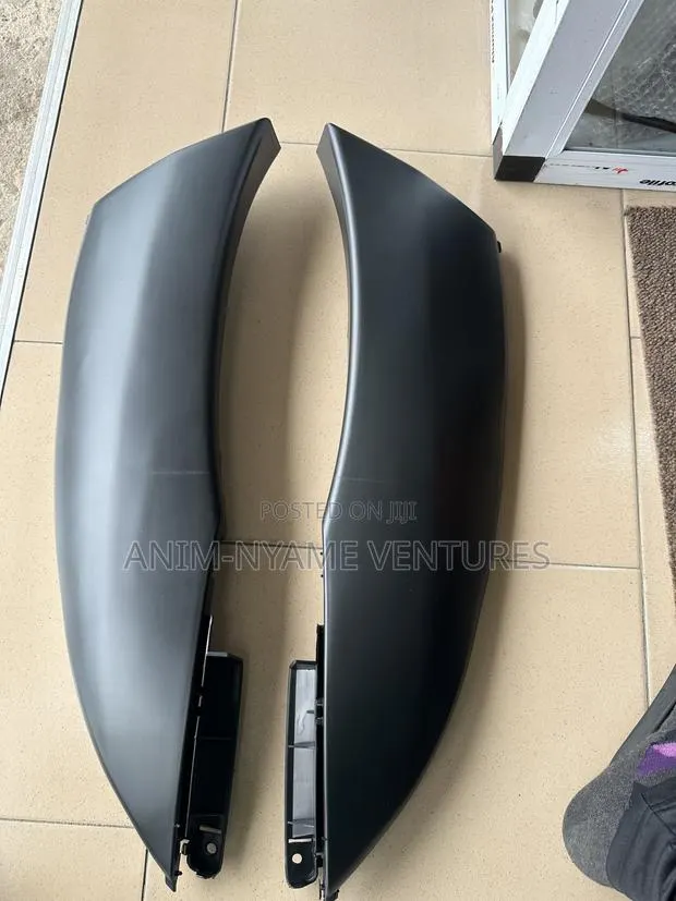Toyota Fortuner 2012-2015 Part · Photo 1