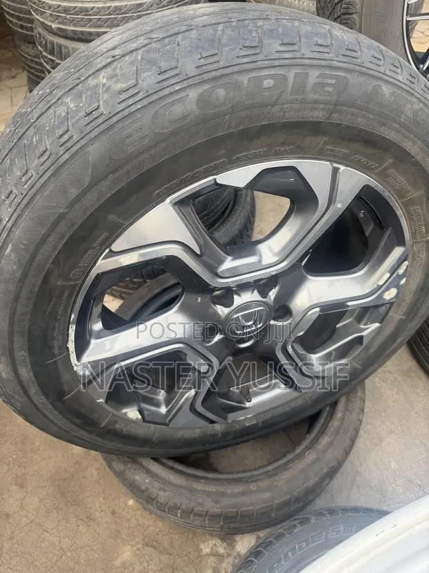 2018 CRV Rim 18 Grey Colour · Photo 1