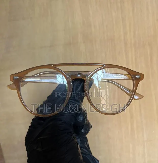 Brown Aviator Eyeglasses · Photo 1