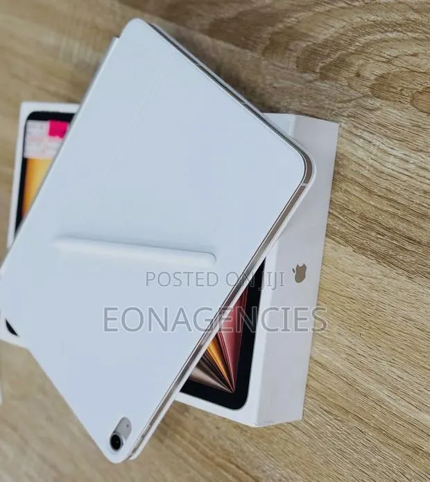 New Apple iPad (2025) 256 GB · Photo 1